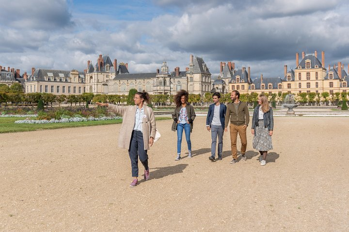 Fontainebleau and Vaux le Vicomte Chateaux Day Trip from Paris - Photo 1 of 14