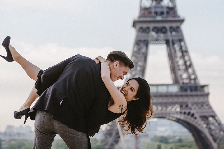 Honeymoon memorable trip with champagne and Private Photoshoot - 5 hours - Photo 1 of 4