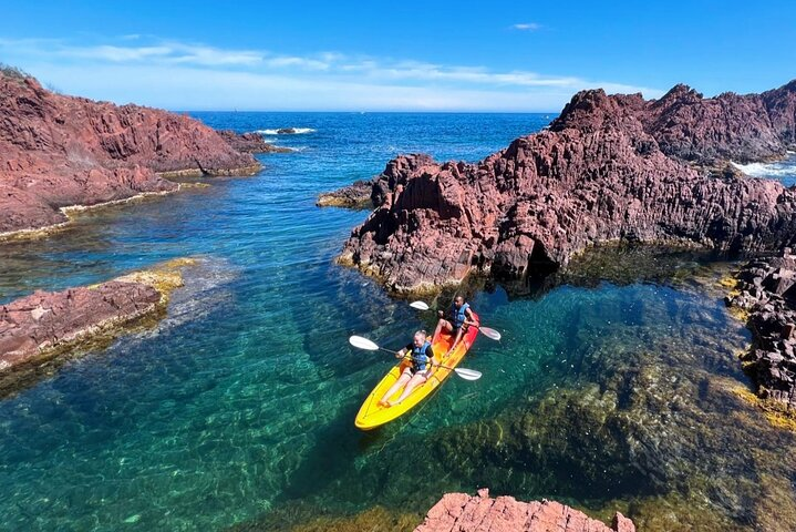Kayaking Agay - Photo 1 of 10