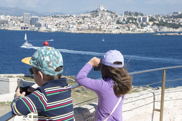 Kid-friendly Marseille City Tour for Families with Special Guide - Photo 1 of 6