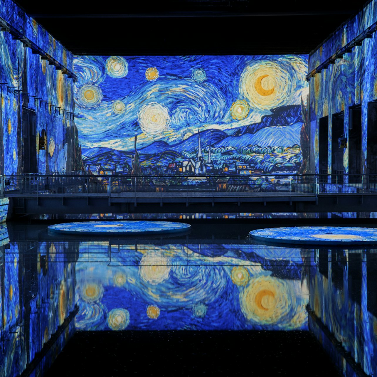 Les Bassins des Lumières: Fast Track Ticket - Photo 1 of 7