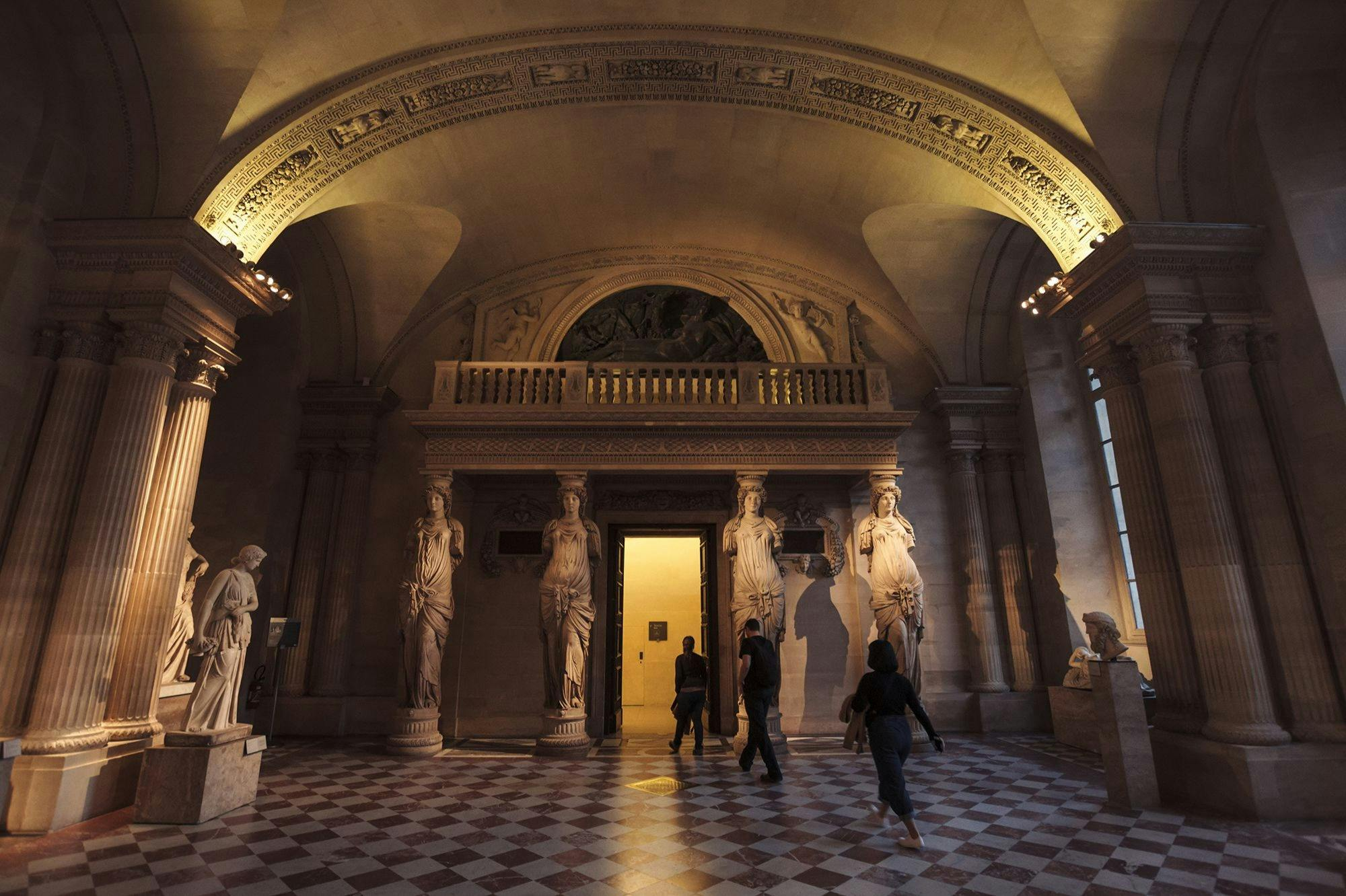 Louvre Museum: Dedicated Entry + Guided Tour - Photo 1 of 13