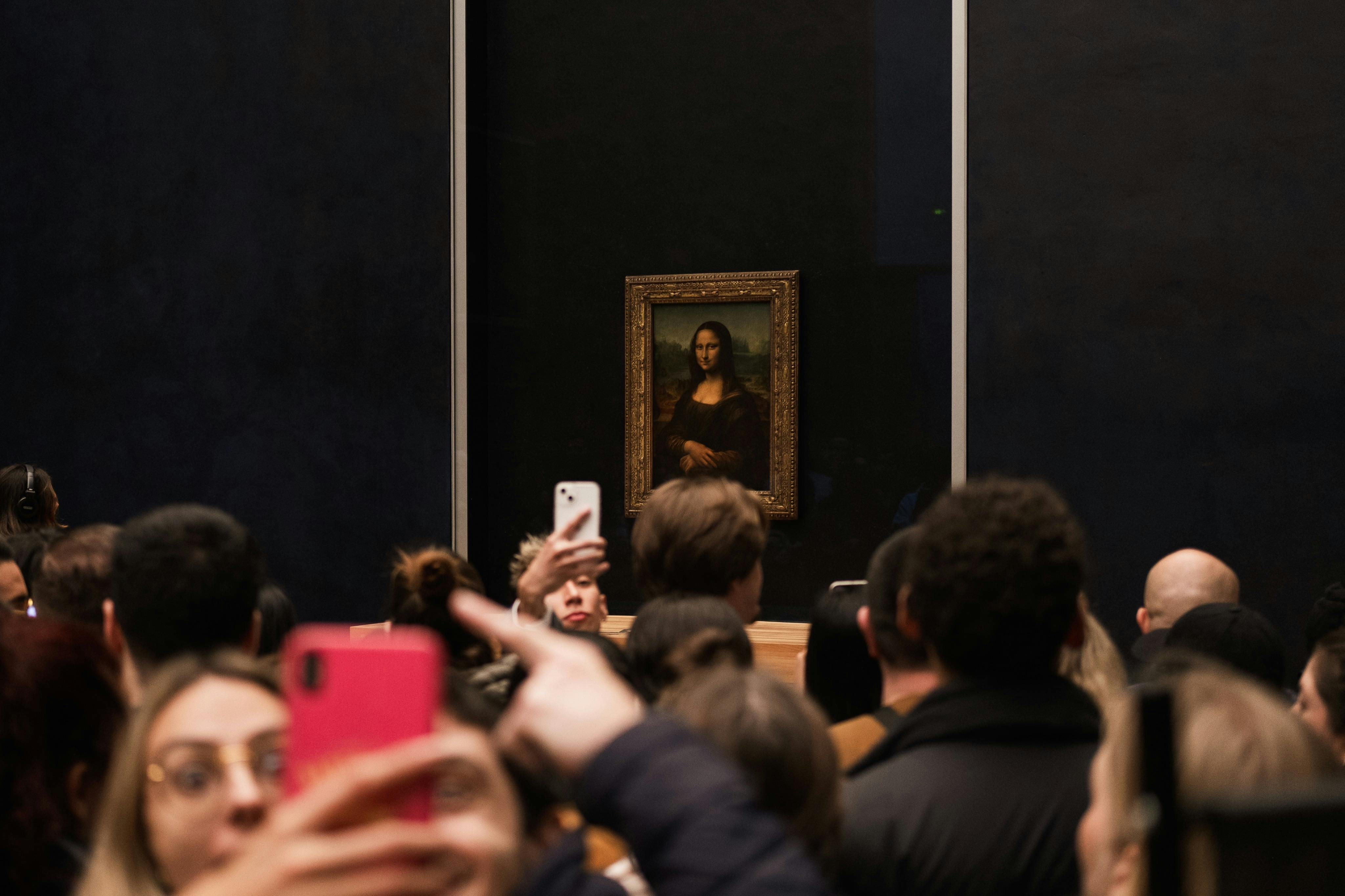 Louvre Museum: Semi-Private Guided Tour - Photo 1 of 9