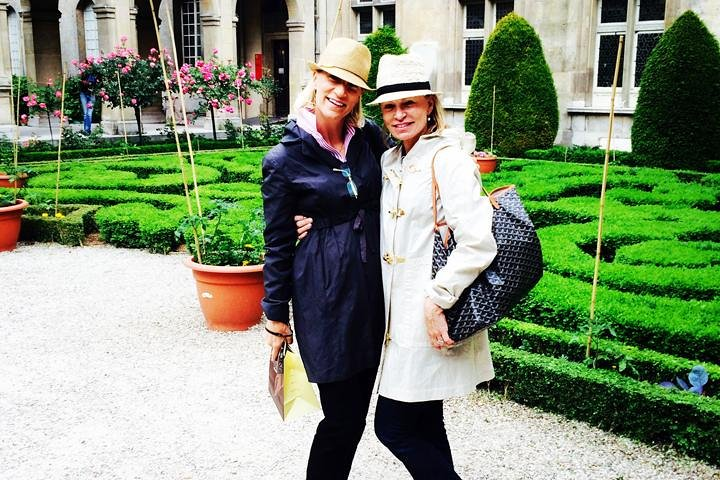 Marais Tour With a Local  - Photo 1 of 9