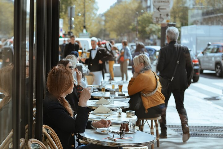 Mixed Private Historic Tour of Paris in Russian - Photo 1 of 2