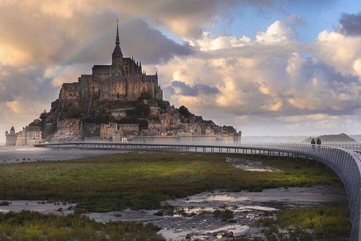 Mont-St-Michel: Private Walking Tour "Abbey Ticket Included" - Photo 1 of 8