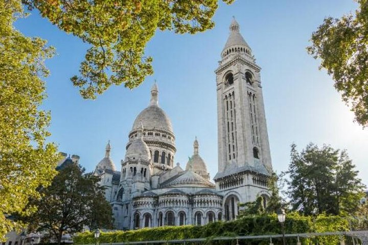 Montmartre Guided Tour with Sacré Cœur Church & City Views - Photo 1 of 4