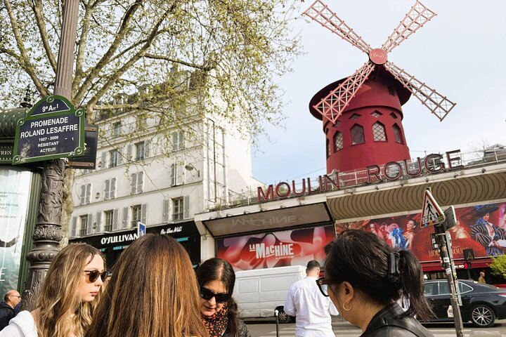 Montmartre & Sacré Coeur : Museum & Coffee In A Tiny Group Tour - Photo 1 of 8