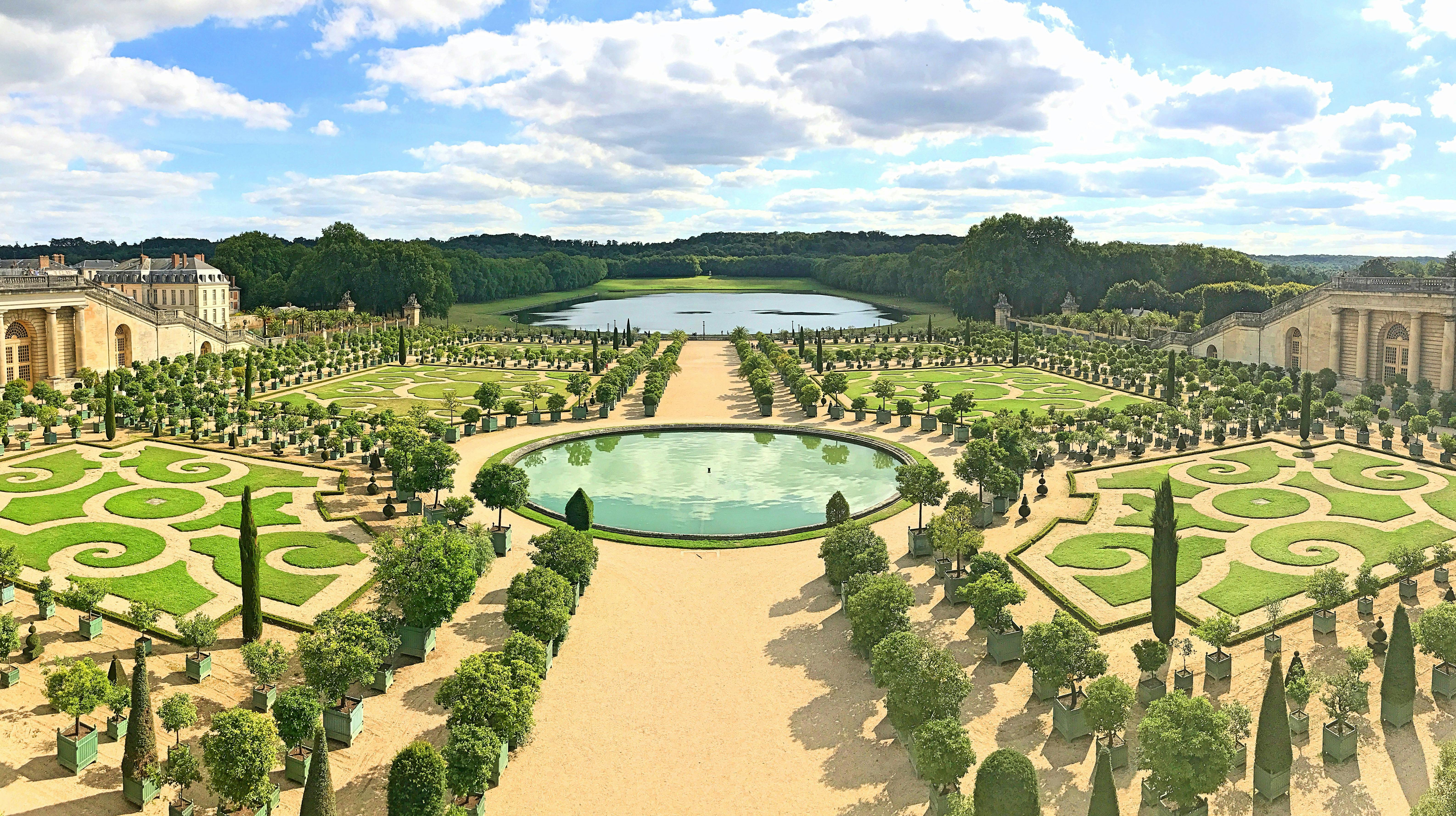 Palace of Versailles & Gardens: Guided Tour + Transport - Photo 1 of 6