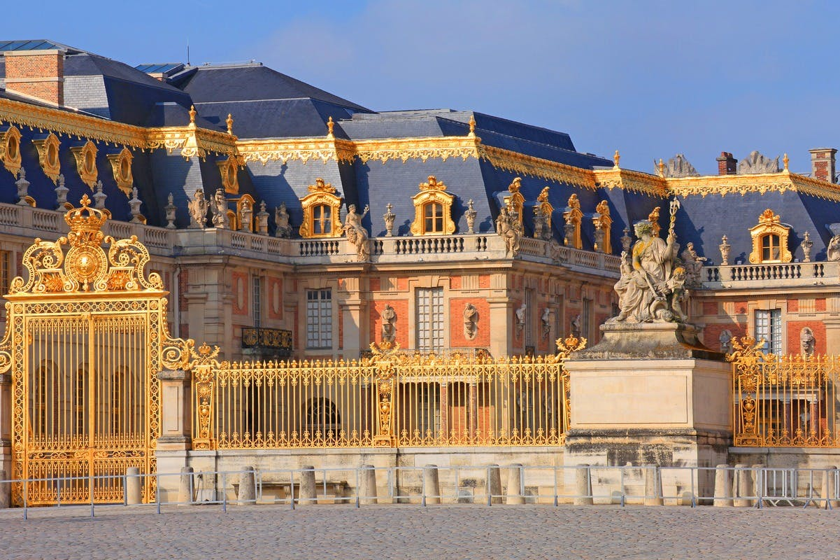Palace of Versailles: Trianon Estate Access + Bike Tour - Photo 1 of 10