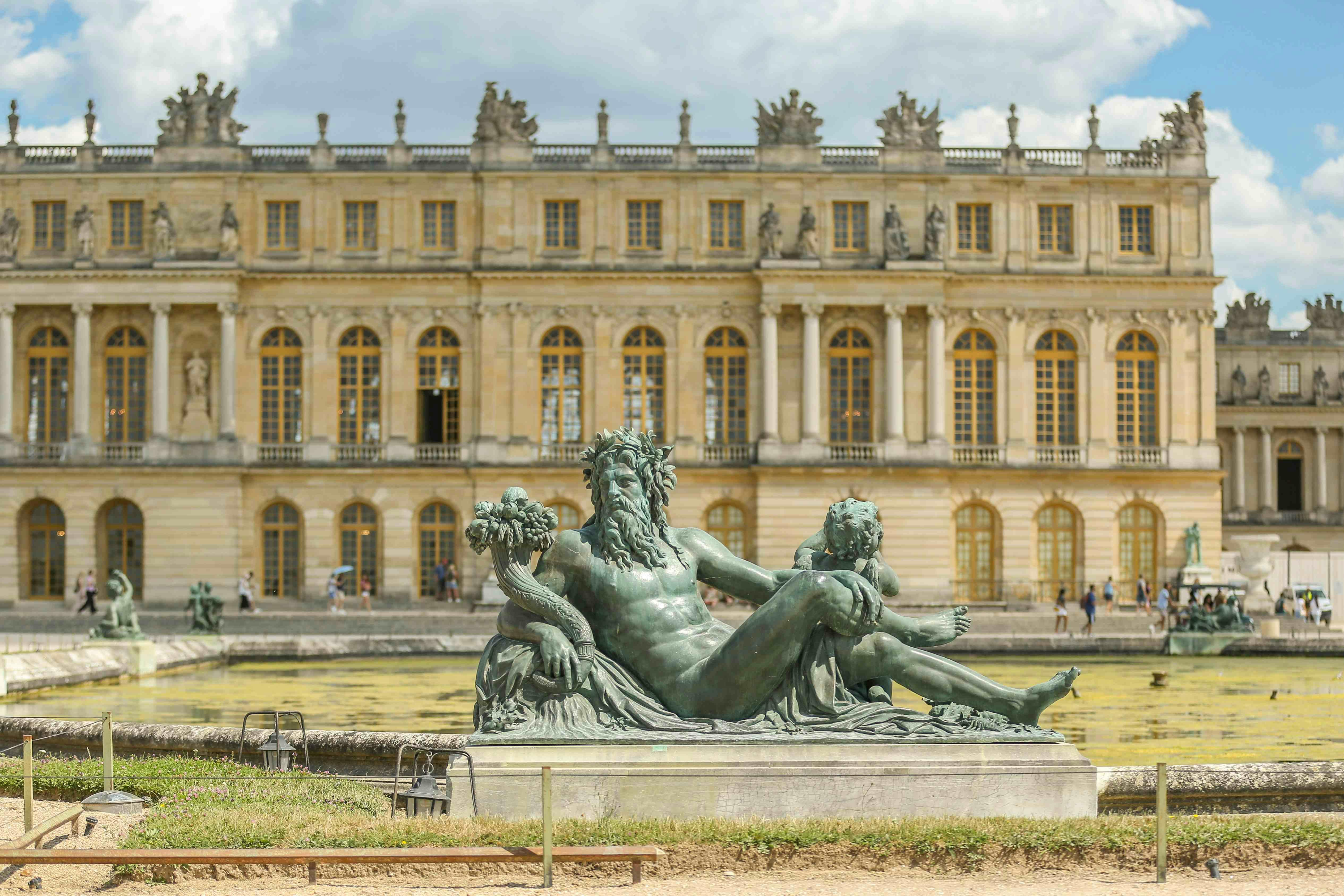 Palace of Versailles: Gardens & Trianon Estate + Guided Tour + Transport - Photo 1 of 11