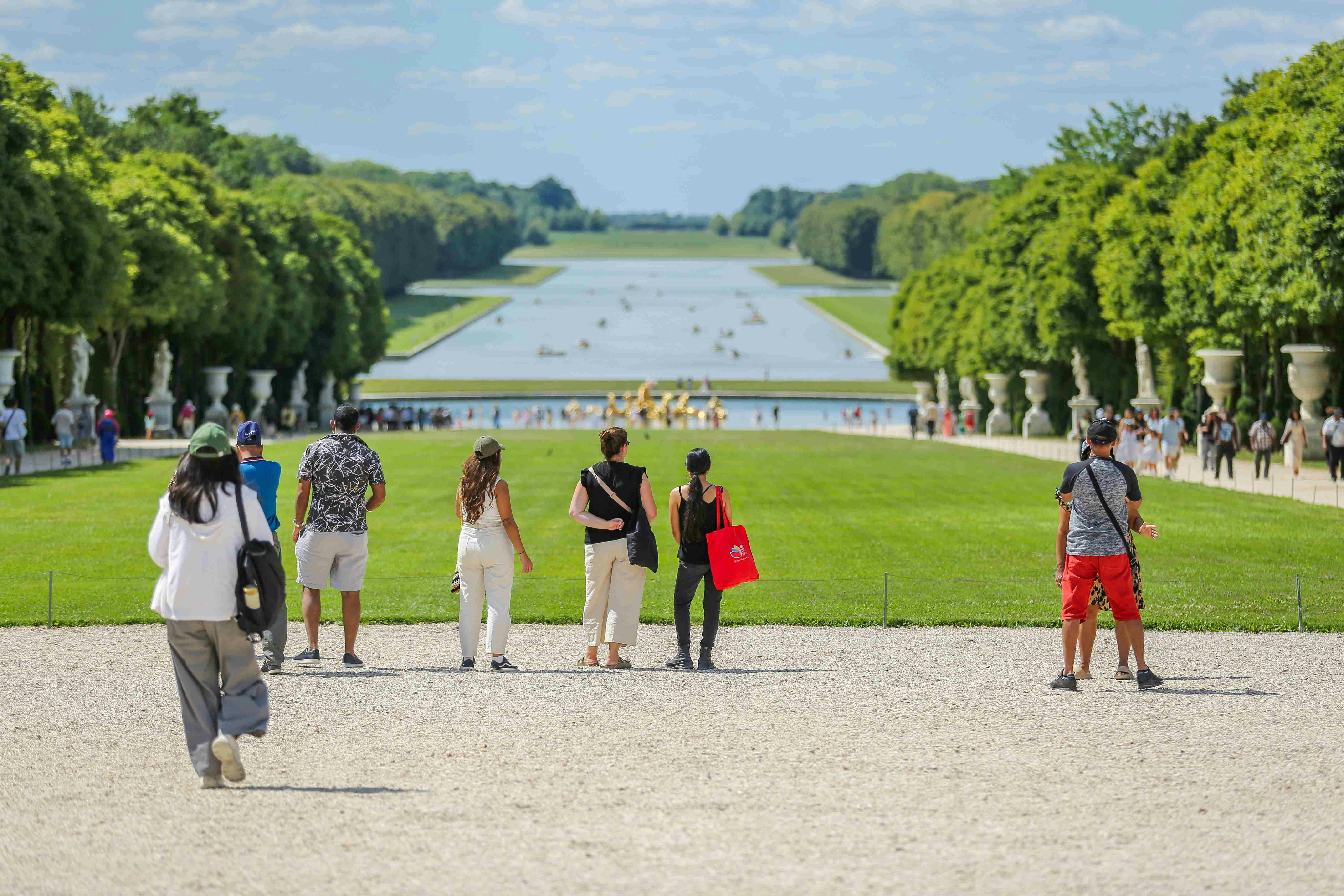 Palace of Versailles & Gardens: Priority Ticket + Guided Tour - Photo 1 of 19