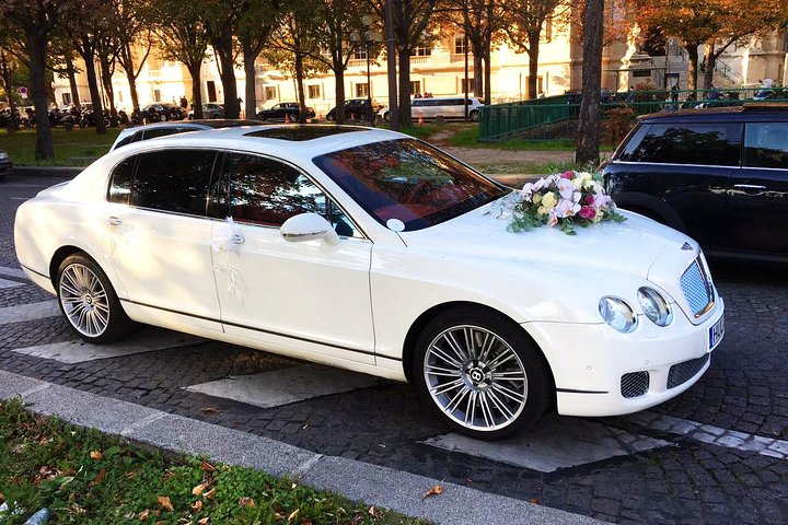 Paris Airports Pick-up in a Luxurious Bentley