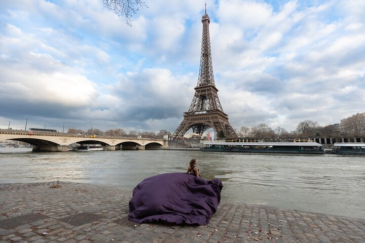 Paris: Professional Flying-Dress Photoshoot @jonadress - Photo 1 of 21