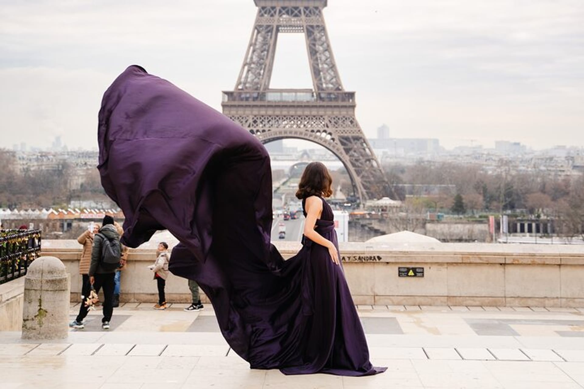 Paris: Professional Flying-Dress Photoshoot @jonadress in Paris | Pelago