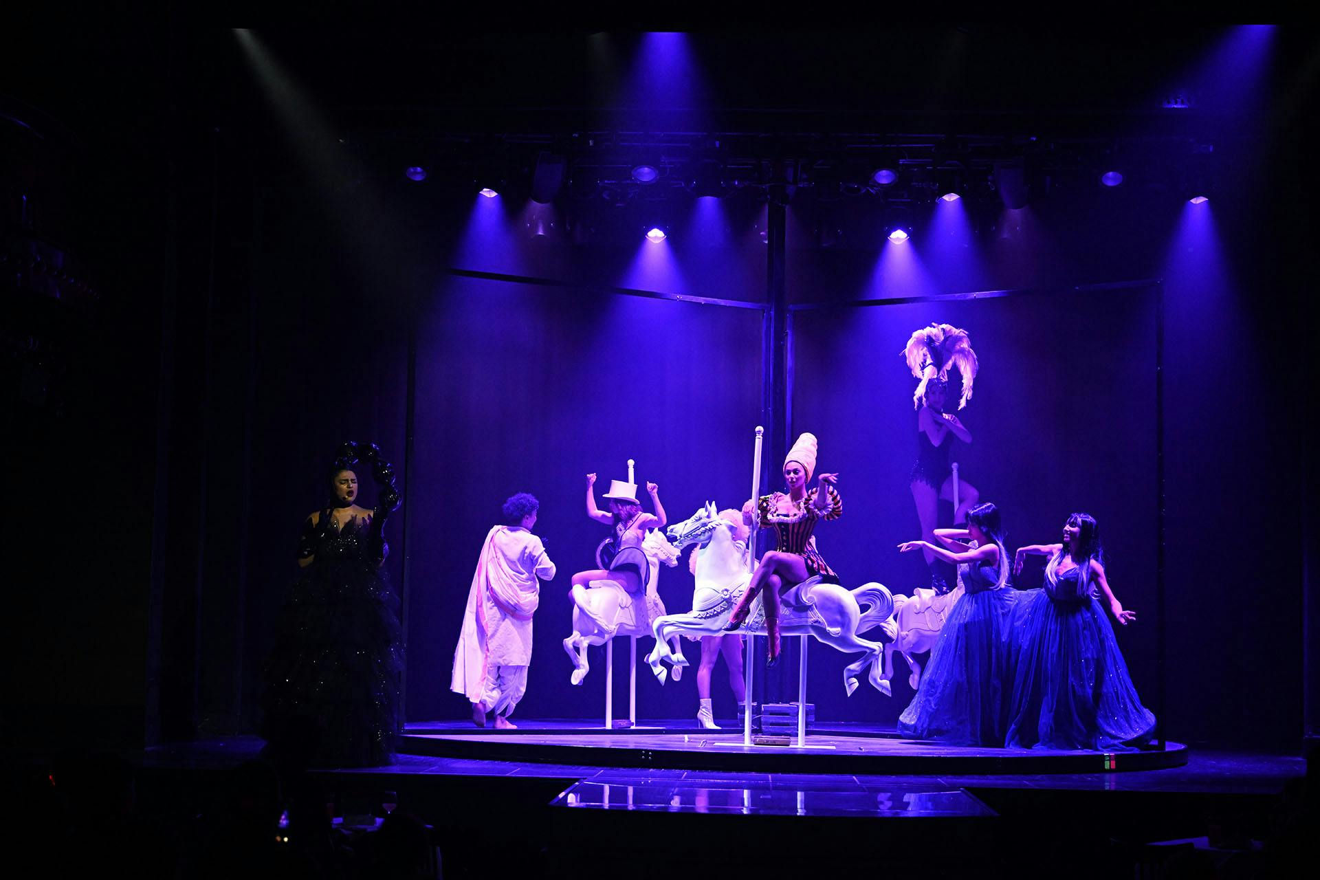 Paradis Latin Cabaret: Family-Friendly Cabaret Show - Photo 1 of 4