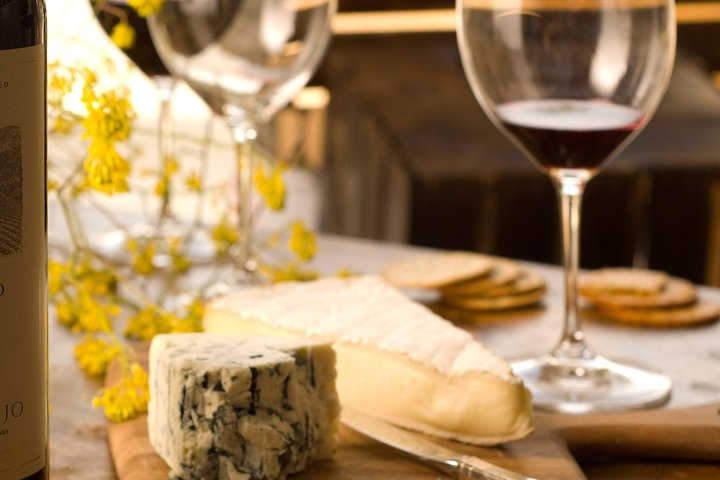 Enjoy delicious French cheeses