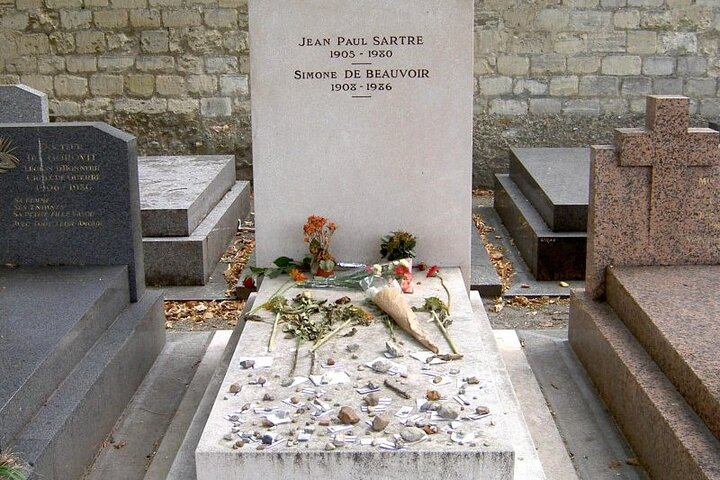 Discover the legacy of existentialism at the graves of Jean-Paul Sartre and Simone de Beauvoir where philosophy and creativity intertwine in the heart of Montparnasse.