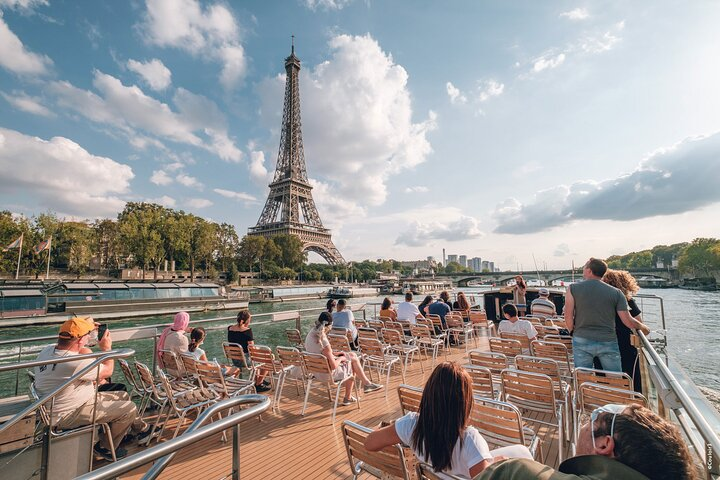 Paris Sightseeing Tour with Seine River Cruise from Disneyland® - Photo 1 of 8