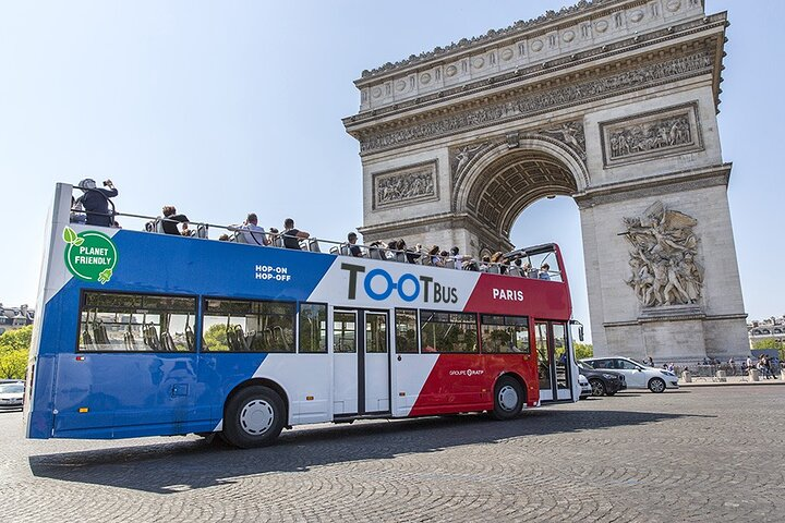 Paris Tootbus Discovery by Day and by Night Routes - Photo 1 of 19