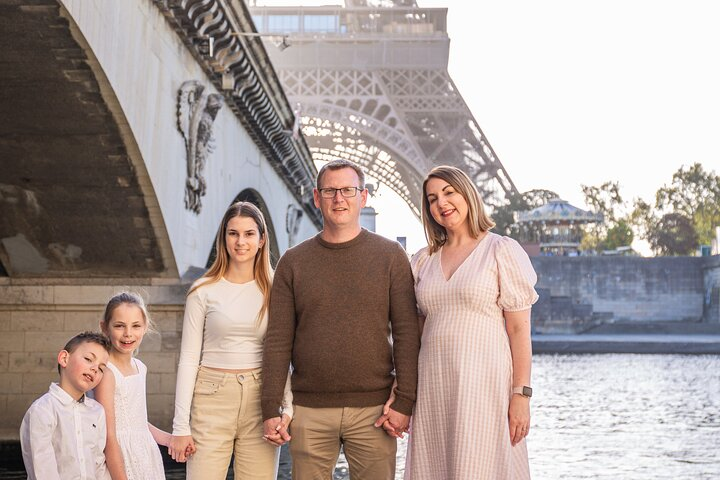 30 min photosession in Paris, all photos sent and edited - Photo 1 of 25