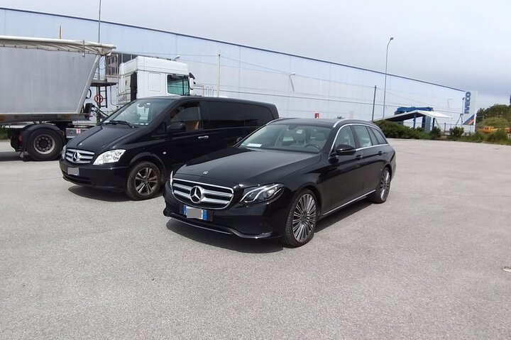 Nice Port to Nice Airport (NCE) - Departure Private Transfer - Photo 1 of 16