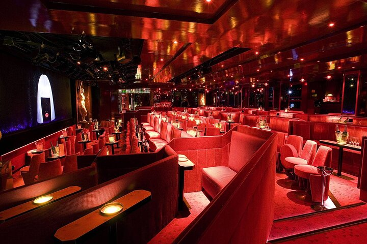 Private Cabaret Tour with Lunch Cruise and Airport Transfers - Photo 1 of 24