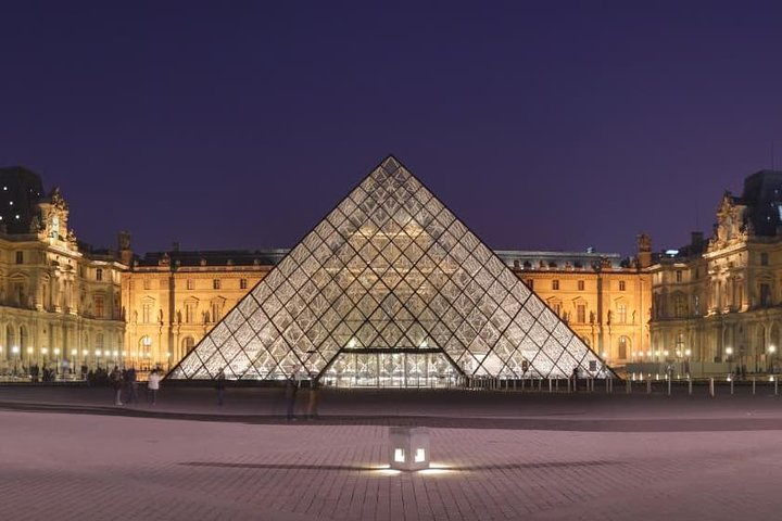 Louvre museum