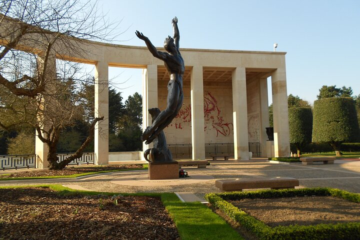 Private Normandy DDAY Tour from Cruise Port Le Havre or Honfleur - Photo 1 of 5