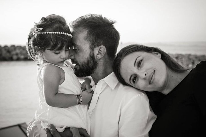 Private Photo Session with a Local Photographer in Avignon - Photo 1 of 10