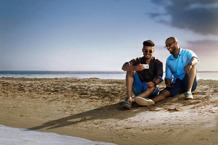 Private Photo Session with a Local Photographer in Marseille - Photo 1 of 8