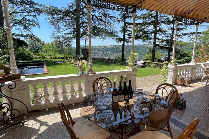 Private Rhône-Valley wine tour - Photo 1 of 8