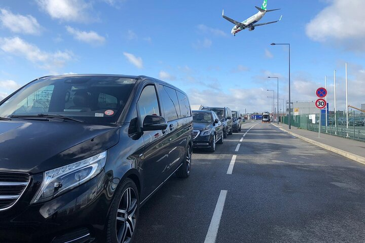 Private transfer from Paris to Nantes or back - Photo 1 of 6