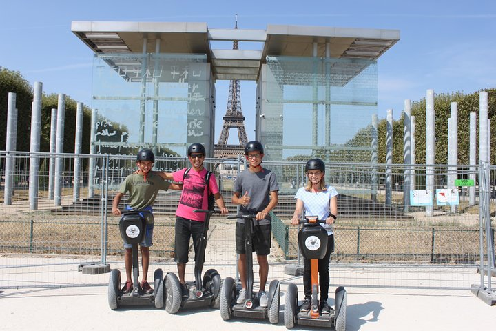 Segway tour Best of Paris - Photo 1 of 8