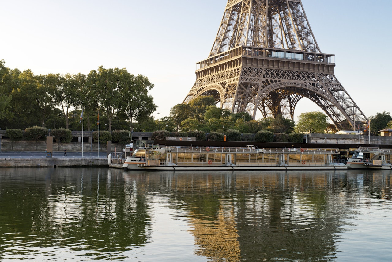 Sightseeing Cruise on the Seine in Paris | Pelago