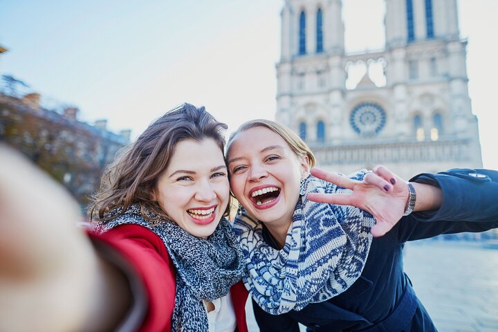 Paris Sainte-Chapelle and Conciergerie Private Tour - Photo 1 of 13