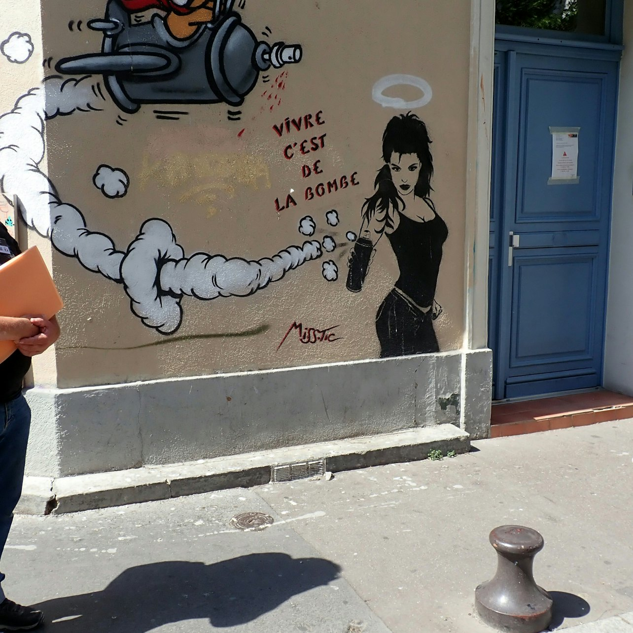 Paris: Street Art Walking Tour by an Urban Art Expert - Photo 1 of 5