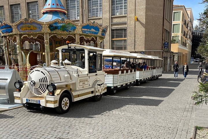 The Little Train of Antibes Juan-les-Pins - Photo 1 of 8