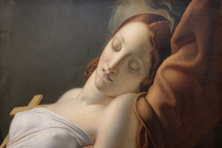 The Louvre: art and love.  - Photo 1 of 10