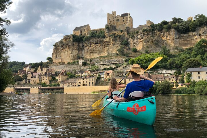 Breathtaking view of the village and castle of Beynac