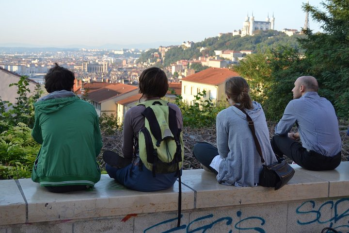 Storytelling tour of Croix-Rousse in French - Photo 1 of 6