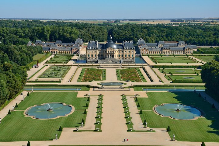 aerial view of Vaux le Vicomte castle and gardens