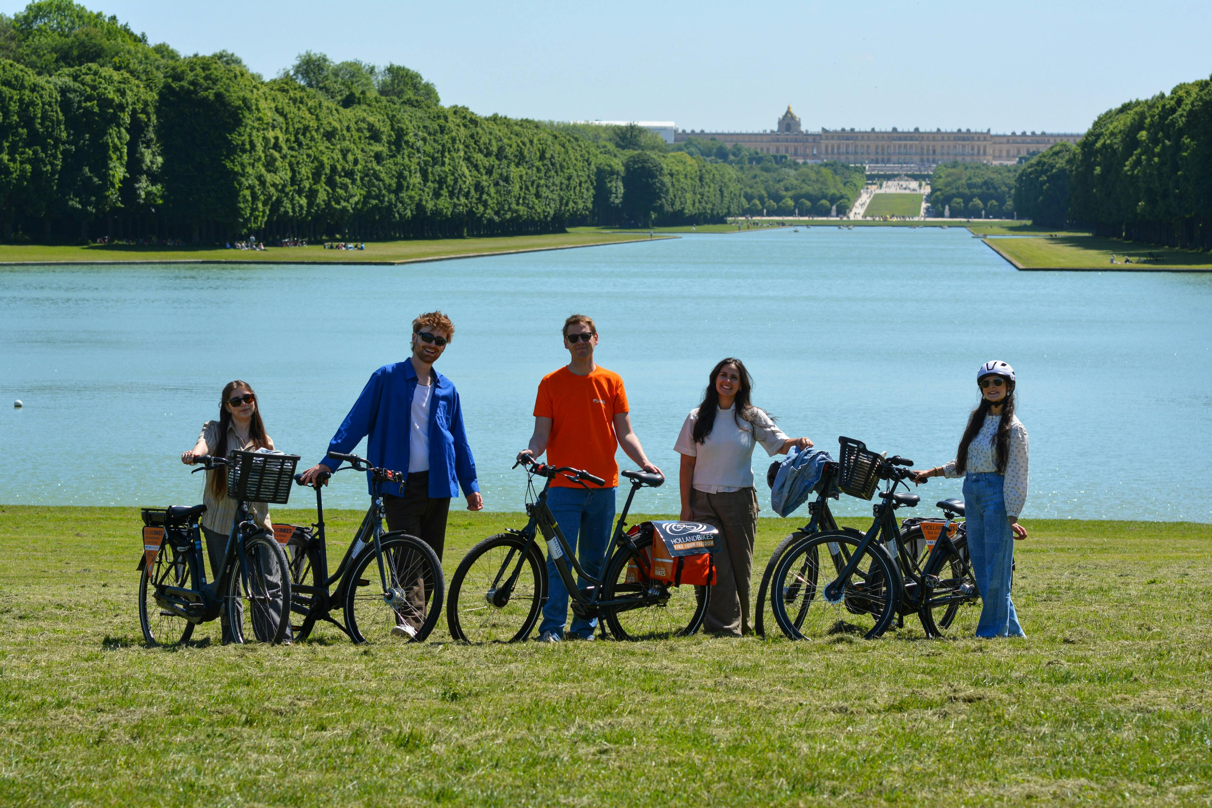 Versailles Paris: Guided Bike Tour - Photo 1 of 8