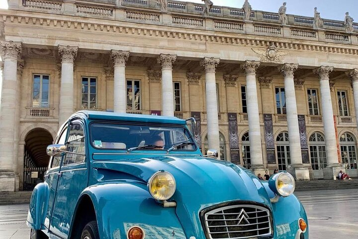 Private tour of Bordeaux Unesco in Citroën 2cv - Photo 1 of 6