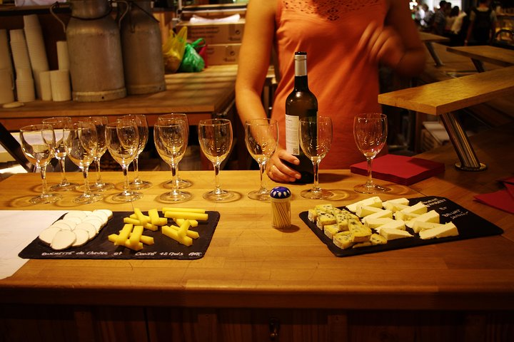 Walk to the market Wine brunch - Photo 1 of 7