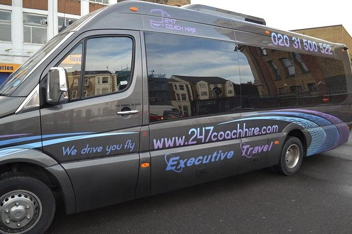 Private Minibus Arrival: Stansted to Central London in Stansted