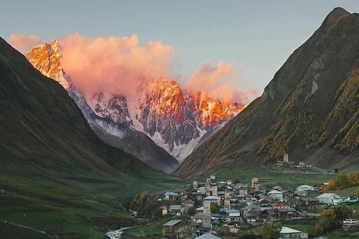 5 Days tour to explore Mountains and Sea shore in one pack - Photo 1 of 5