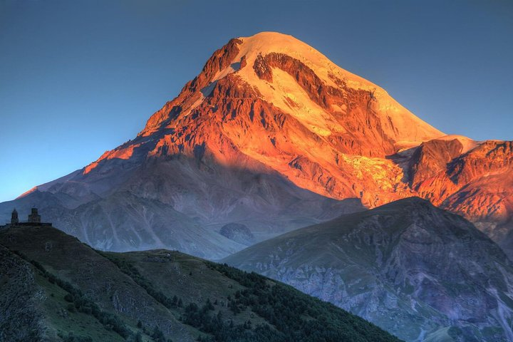 Mountain cuisine of Georgia - Photo 1 of 8