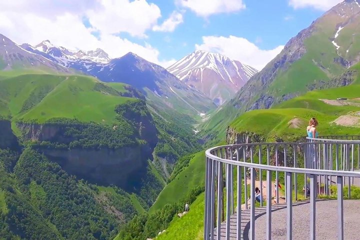 Friendship monument (Gudauri)