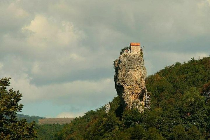 Katskhi Pillar